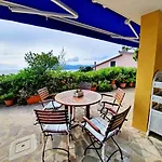 Apartment La Perla Del Golfo *
