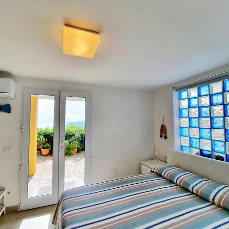 Апартаменты La Perla Del Golfo Каполивери