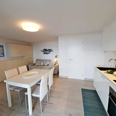 La Perla Del Golfo Apartmán *